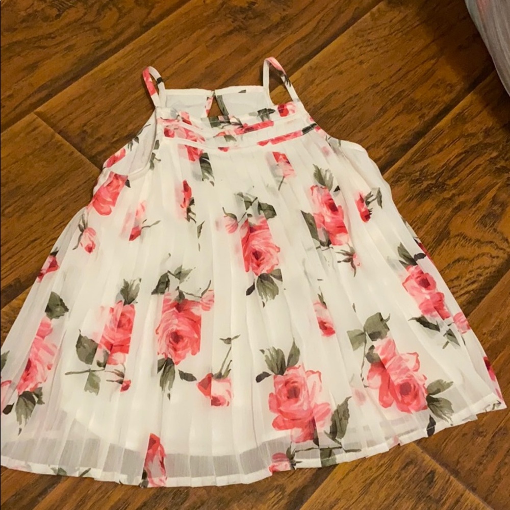 Kids white flowery top